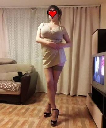 Молодая, сексуальная и горячая красотка ждет тебя для ярких и незабываемых встреч. Готова исполнить все твои желания и фантазии. Встречи только на твоей территории. 9981, 38 лет